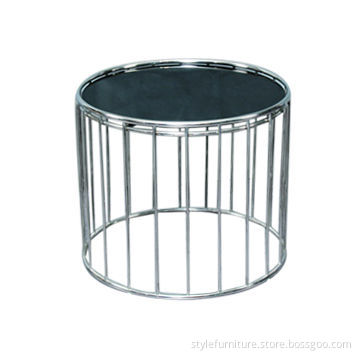 Simple design end table